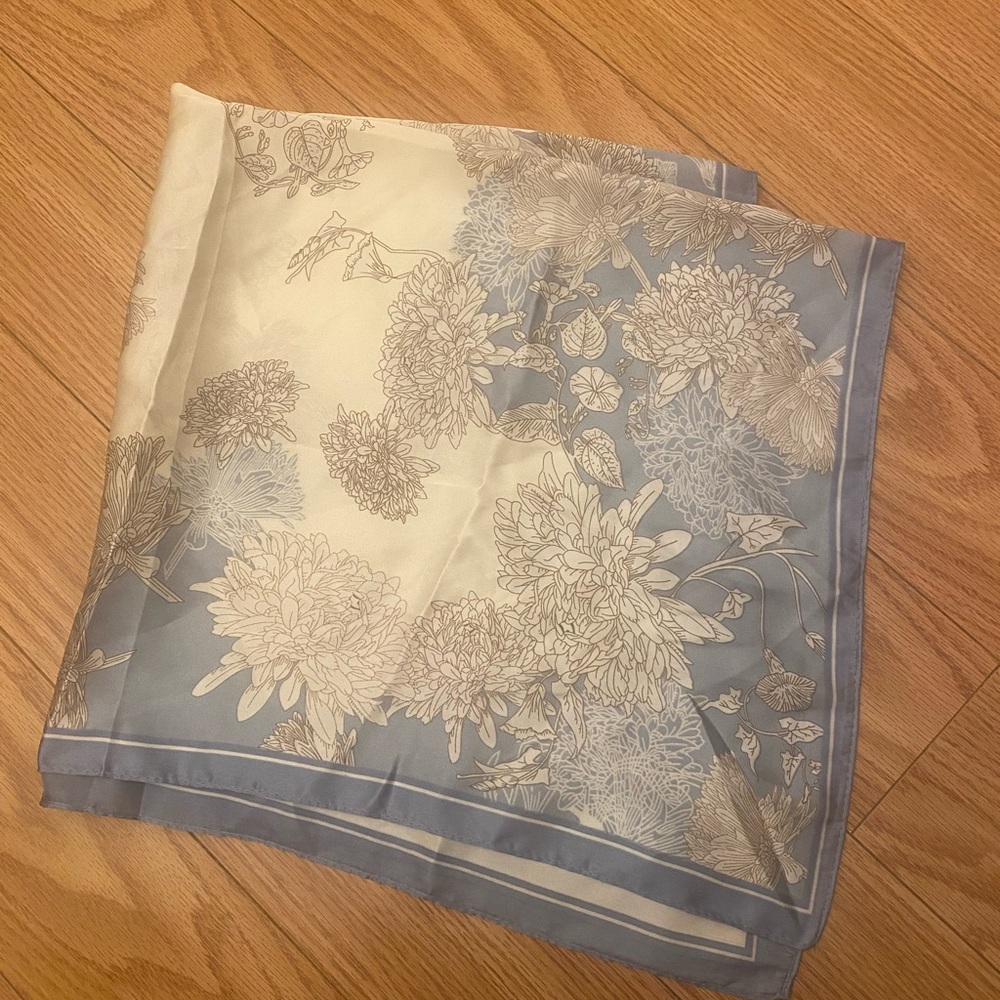 Floral Blue and Cream Scarf